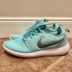 Women's Nike Roshe Two - Tiffany Blue - 7.5